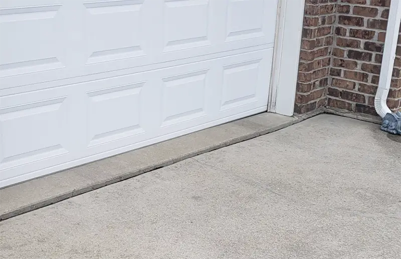 Driveway approach lifting Corunna MI
