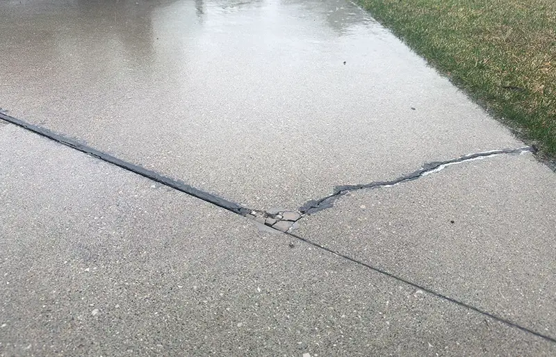 Driveway Lifting & Crack Repair in Lapeer, MI Driveway Lifting & Crack Repair in Lapeer, MI